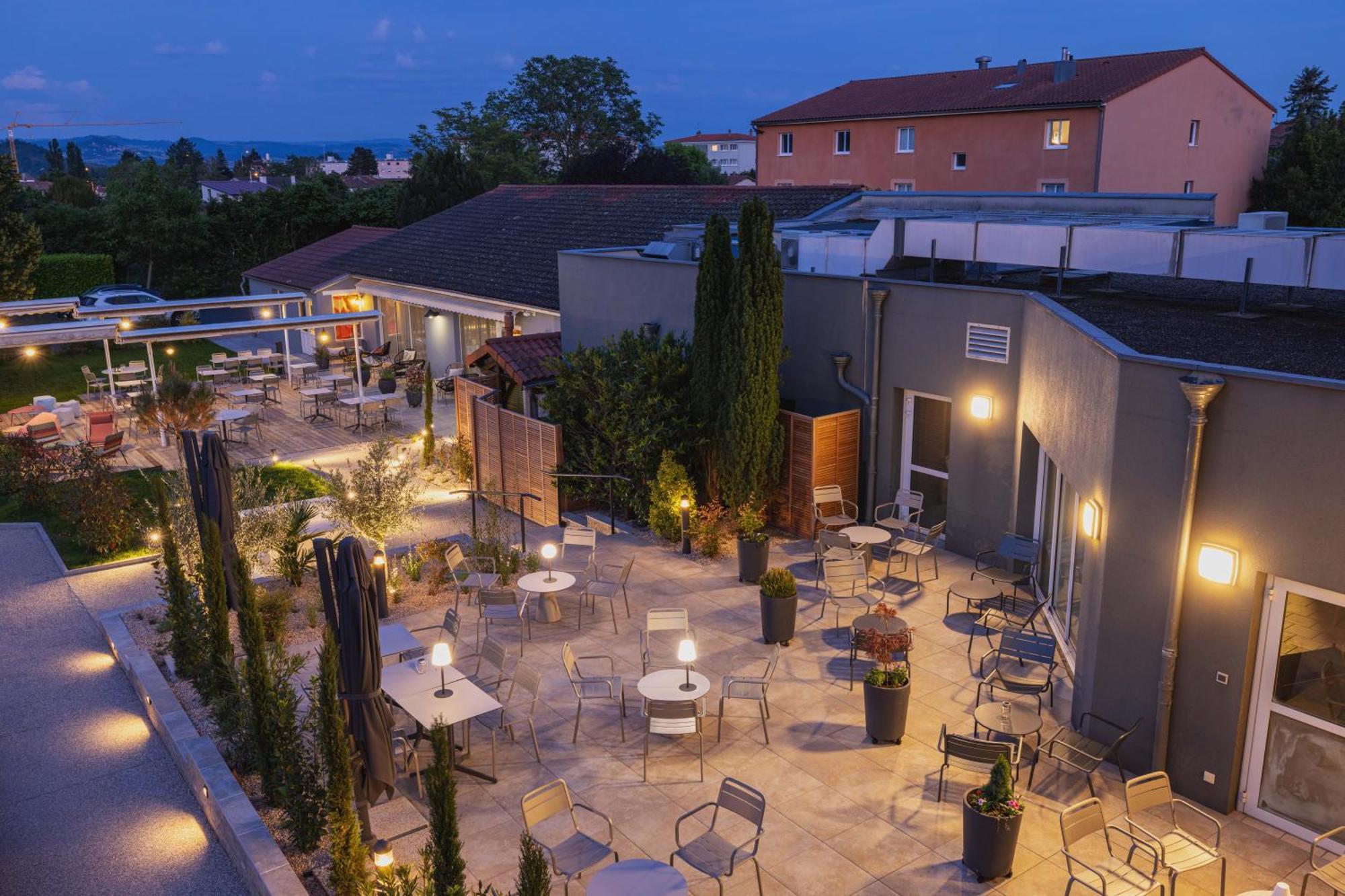 The Originals Boutique, Hotel Le Pariou, Исуар Екстериор снимка